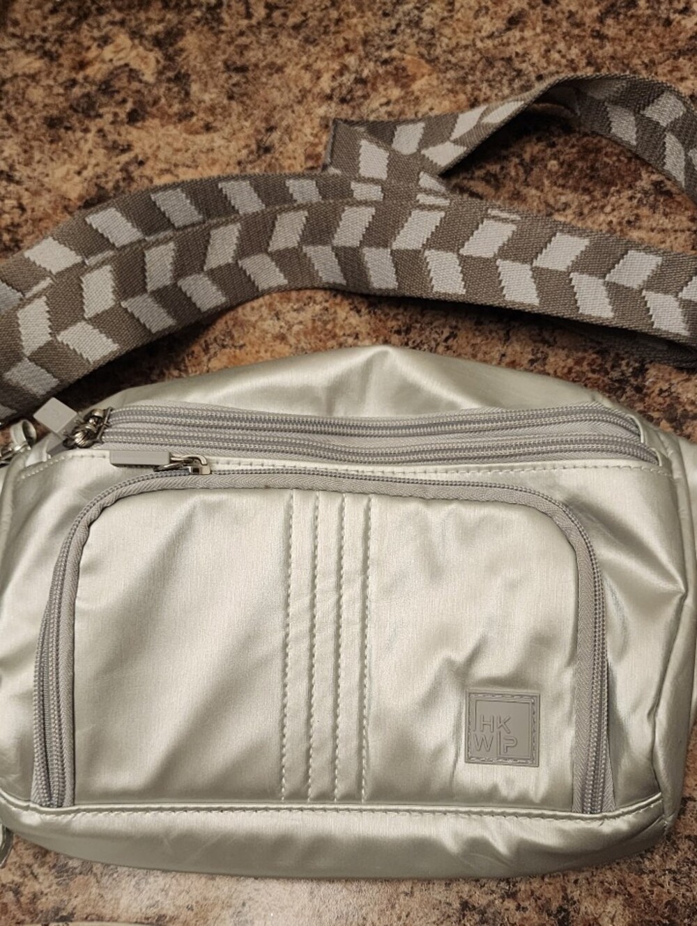 HKWP Silver Metallic Crossbody Shoulder Bag Adjustable Strap Multi Pocket